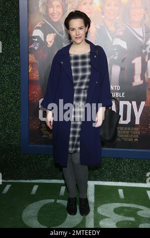 Los Angeles, Ca. 31. Januar 2023. Emily Hampshire auf der 80 für Brady LA Premiere Screening im Regency Village Theater in Los Angeles, Kalifornien am 31. Januar 2023. Kredit: Faye Sadou/Media Punch/Alamy Live News Stockfoto