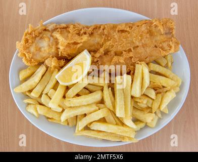Traditionelles englisches Fast Food - Fish and Chips - Bild von Paul Slater Stockfoto