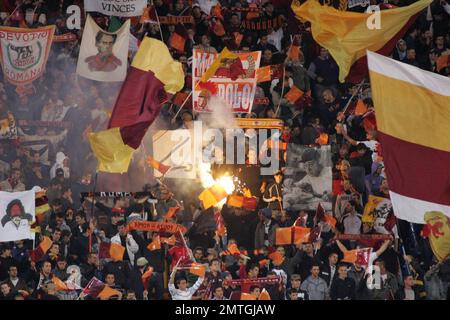 Die Spieler Roma und Reggina während des Spiels der italienischen Fußballserie A im Olympiastadion, Rom, Italien, 09-20-2008. Stockfoto