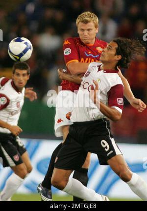 Die Spieler Roma und Reggina während des Spiels der italienischen Fußballserie A im Olympiastadion, Rom, Italien, 09-20-2008. Stockfoto