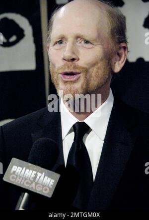 Der vielseitige Schauspieler, Regisseur, Schriftsteller und Produzent Ron Howard kommt ins Museum of Science and Industry und wird beim Chicago International Film Festival 2010 mit dem Silver Hugo Career Achievement Award ausgezeichnet. Der zweimalige Oscar-Gewinner wurde für seine herausragende 50-jährige Karriere in der Filmindustrie ausgezeichnet. Howard begann seine Karriere im Fernsehen, vor allem mit den amerikanischen Shows „The Andy Griffith Show“ und „Happy Days“, die sich später zu einem Film weiterentwickelten, in dem 1973 George Lucas den Film „American Graffiti“ spielte. Howard gewann zwei Oscars für seinen Film „A Beautiful Mind“ und ist es derzeit Stockfoto
