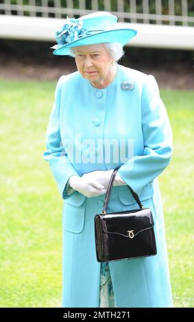 Königin Elisabeth II., Prinz Philip am Royal Ascot Tag 3. Ascot Racecourse, Ascot, Großbritannien. 19. Juni 2014 Stockfoto