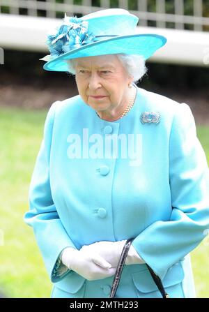 Königin Elisabeth II., Prinz Philip am Royal Ascot Tag 3. Ascot Racecourse, Ascot, Großbritannien. 19. Juni 2014 Stockfoto