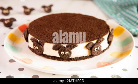 Halloween-Oreo-Schokoladenkuchen Stockfoto