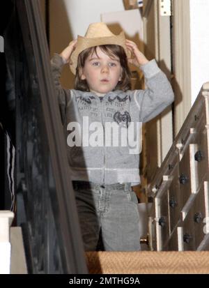 Russell Crowe, Söhne Charles Spencer Crowe und Tennyson Spencer Crowe