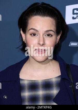 Westwood, Usa. 31. Januar 2023. WESTWOOD, LOS ANGELES, KALIFORNIEN, USA - JANUAR 31: Emily Hampshire trifft am 31. Januar 2023 beim Los Angeles Premiere Screening of Paramount Pictures' '80 for Brady' im Regency Village Theatre in Westwood, Los Angeles, Kalifornien, USA ein. (Foto: Xavier Collin/Image Press Agency) Kredit: Image Press Agency/Alamy Live News Stockfoto