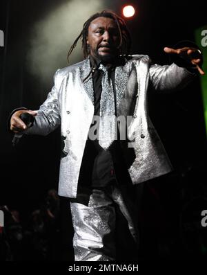 Skindred tritt live bei den Metal Hammer Golden Gods Awards auf. London, Großbritannien. 6/13/11. Stockfoto