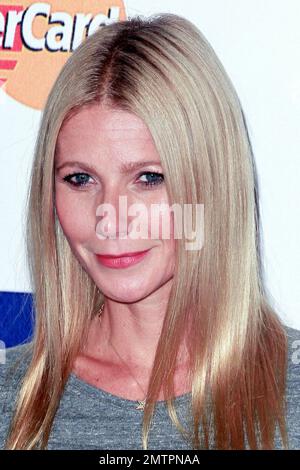 Gwyneth Paltrow bei den Hollywood Unites für den Biennial Stand Up to Cancer 4. (SU2C), ein Programm der Entertainment Industry Foundation (EIF) im Dolby Theatre in Hollywood, Kalifornien. 5. September 2014. Stockfoto