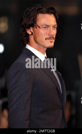 Luke Evans auf der Premiere von „Tamara Drewe“, die der Prince's Foundation am Odeon Leicester Square zugute kommt. London, Großbritannien. 9/6/10. Stockfoto