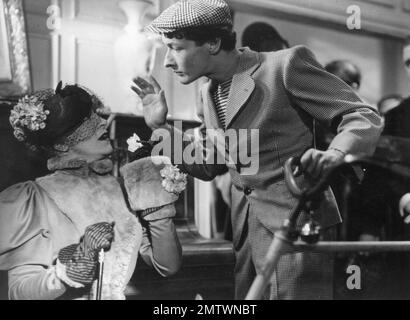 Drôle de Drame Jahr 1937 - Frankreich Francoise Rosay, Jean-Louis Barrault Direktor: Marcel Carné Stockfoto