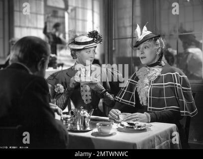 Drôle de Drame Jahr: 1937 - Frankreich Michel Simon , Nadine Vogel , Francoise Rosay Direktor: Marcel Carné Stockfoto