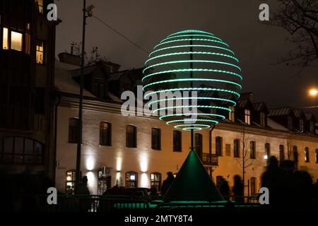 Foto Nachtbeleuchtung der Stadt Vilnius Stockfoto