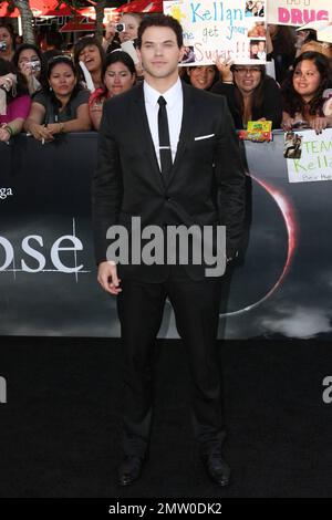 Kellan Lutz auf der Premiere der Twilight Saga: Eclipse im Nokia Theatre. Los Angeles, Kalifornien. 06/24/2010. . Stockfoto