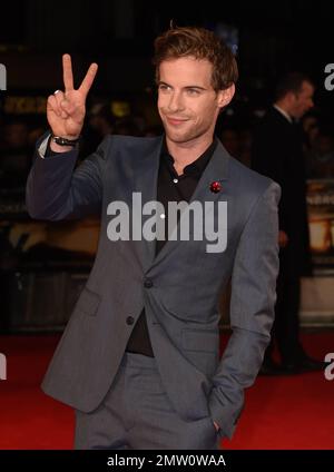 Luke Treadaway bei der Premiere von Unbroken am Odeon Leicester Square, London, Großbritannien. 25. November 2014 Stockfoto