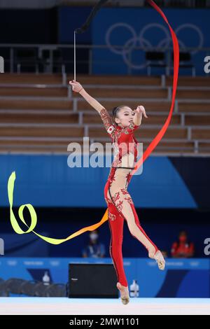 06. AUGUST 2021 - Tokio, Japan: KITA Sumire of Japan tritt am Band in der Rhythmic Gymnastics Individual All-Around Qualification auf der Tokyo 2 auf Stockfoto