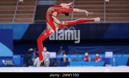 06. AUGUST 2021 - Tokio, Japan: KITA Sumire of Japan tritt am Band in der Rhythmic Gymnastics Individual All-Around Qualification auf der Tokyo 2 auf Stockfoto