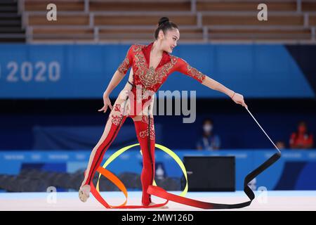 06. AUGUST 2021 - Tokio, Japan: KITA Sumire of Japan tritt am Band in der Rhythmic Gymnastics Individual All-Around Qualification auf der Tokyo 2 auf Stockfoto