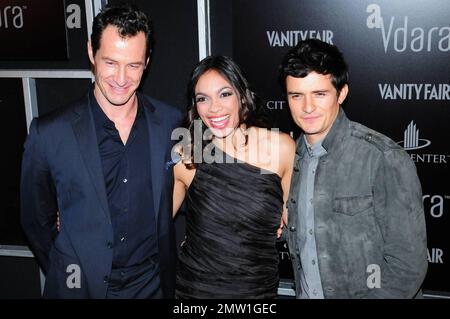 Orlando Bloom, Rosario Dawson und Sebastian Copeland bei der großen Eröffnungsgala des neuen Vdara Hotel and Spa im Stadtzentrum von Las Vegas, NV. 12/1/09. Stockfoto