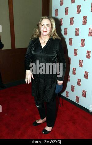 Schauspielerin Kathleen Turner besucht die Galaabend- und Eröffnungsnacht-Aufführung von „West Side Story“ in New York, New York, 03./19. Dezember 09. Stockfoto