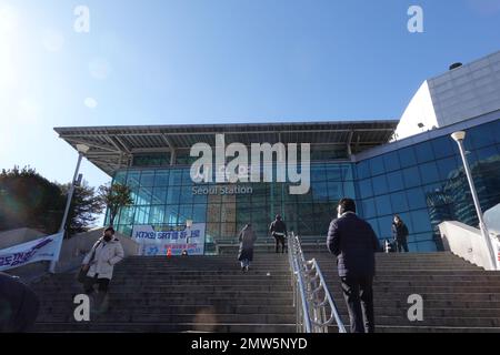 Seoul Station, bedient von Korail Intercity und der Seoul Metro, Südkorea Stockfoto