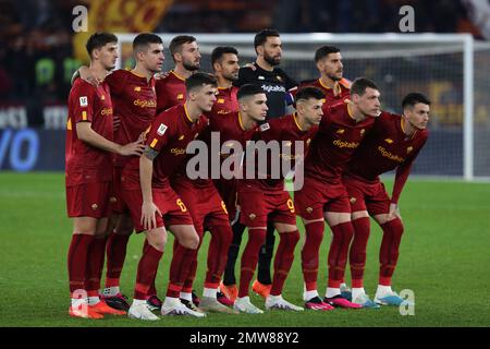 Rom, . 01. Februar 2023. Rom, Italien 01.02.2023: Als Roma-Mannschaft beim Halbfinale des Italien Cup zwischen AS Roma und Cremonese im OLYMPIASTADION am 01. Februar 2023 in Rom, Italien. Kredit: Unabhängige Fotoagentur/Alamy Live News Stockfoto