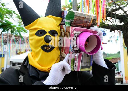 Maragogipe, Bahia, Brasilien - 27. Februar 2017: Die Menschen haben Spaß beim Karneval in der Stadt Maragogipe in Bahia. Stockfoto