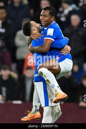 Edinburgh, Schottland, 1. Februar 2023. Alfredo Morelos of Rangers feiert gemeinsam mit Connor Goldson sein 2. Und 3. Tor während des Cinch-Titels der Premierminister im Tynecastle Park, Edinburgh. Der Bildausdruck sollte lauten: Neil Hanna/Sportimage Stockfoto