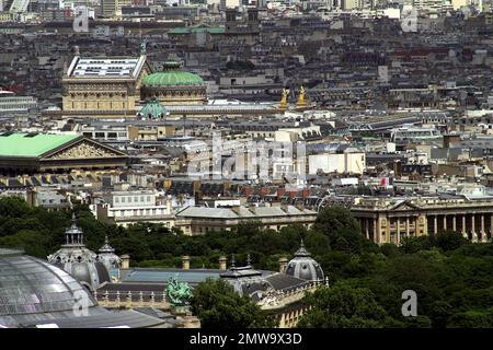 Paryż, Paris, Francja, Frankreich, Breites Panorama von Paris; Breites Panorama von Paris; Szeroka Panorama Paryża; Blick auf die Opéra Garnier Stockfoto