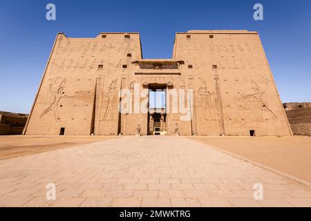 Tempel des Horus in Edfu, Assuan, Ägypten Stockfoto