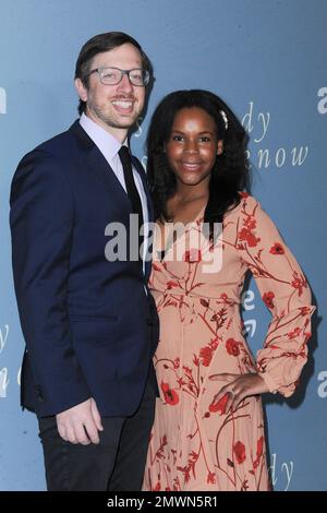 Culver City, Kalifornien. 1. Februar 2023. Bei der Ankunft für JEMANDEN, DEN ich FRÜHER kannte Premiere, das Culver Theater, Culver City, CA, 1. Februar 2023. Kredit: Elizabeth Goodenough/Everett Collection/Alamy Live News Stockfoto