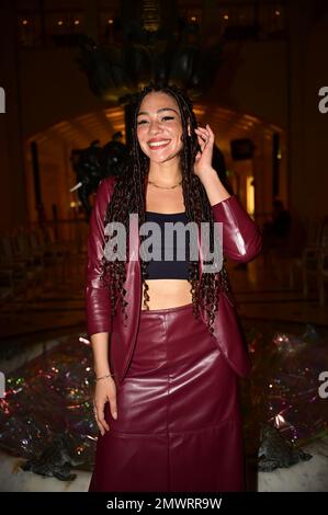 Julia Dalia bei der Anja Gockel Fashion Show „Seven Senses“ auf der Berliner Fashion Week Herbst/Winter 2023 im Hotel Adlon Kempinski. Berlin, 18.01.202 Stockfoto