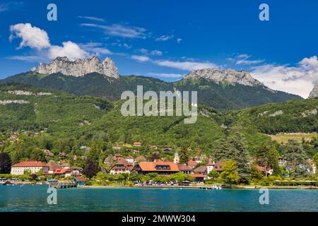 Lake Annecy mit La Tournette im Hintergrund, Frankreich Stockfoto