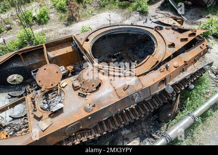 Krieg in der Ukraine - Zerstörung militärischer Hardware Stockfoto