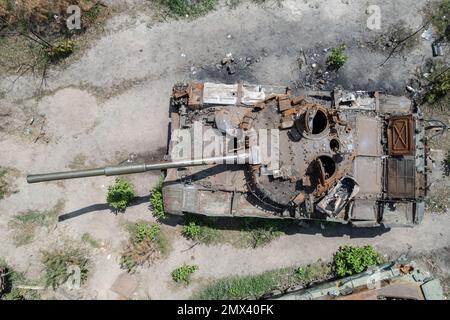 Krieg in der Ukraine - Zerstörung militärischer Hardware Stockfoto