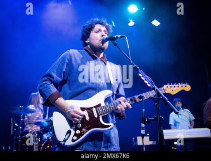 London, Großbritannien, Mittwoch, 1. Februar 2023 Joseph Mount aus Metronomy tritt auf der Bühne als Teil der Gigs der war Child, Brit Awards Week im Outernet, Tottenham CRT Road auf. Kredit: DavidJensen / Empics Entertainment / Alamy Live News Stockfoto