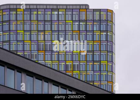 ADAC, Hauptsitz des deutschen Automobilklubs im Münchner Stadtteil Sendling-Westpark. Entworfen von der Architekturfirma Sauerbruch Hutton. Stockfoto