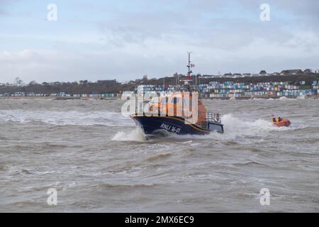 Walton auf der Naze, RNLI ALB Tamar-Klasse Rettungsboot 1601 Stockfoto