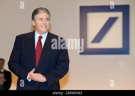 ARCHIVFOTO: Josef ACKERMANN wird am 7. Februar 2023 75. Der scheidende Geschäftsführer Josef ACKERMANN, Jahreshauptversammlung der Deutschen Bank AG in Frankfurt am 31. Mai 2012. ? Stockfoto