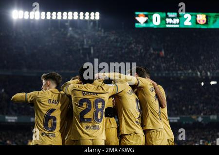 Alex Balde, Pablo Martin Paez Gavira Gavi, Andreas Christensen, Robert Lewandowski vom FC Barcelona während des Spiels La Liga, Date 17, zwischen Real Betis und FC Barcelona, gespielt am 01. Februar 2023 im Benito Villamarin Stadium in Sevilla, Spanien. (Foto: Antonio Pozo / PRESSIN) Stockfoto