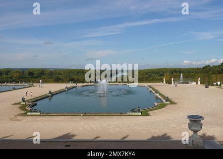 Frankreich, Versailles, Gärten des berühmten Schlosses von Versailles. Die ganze Stätte hat einzigartige Brunnen, Teiche, See und Landschaften, die im Jahre 17. erbaut wurden. Foto Stockfoto