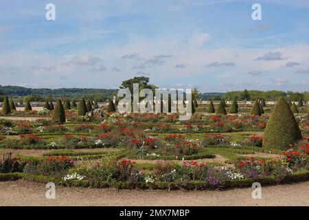 Frankreich, Versailles, Gärten des berühmten Schlosses von Versailles. Die ganze Stätte hat einzigartige Brunnen, Teiche, See und Landschaften, die im Jahre 17. erbaut wurden. Foto Stockfoto