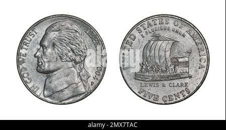 Auf beiden Seiten der 5 US-Cent-Münze (2004) anlässlich der 200-jährigen Lewis-Clark-Expedition mit einem Boot, das während der Expedition verwendet wurde. Stockfoto