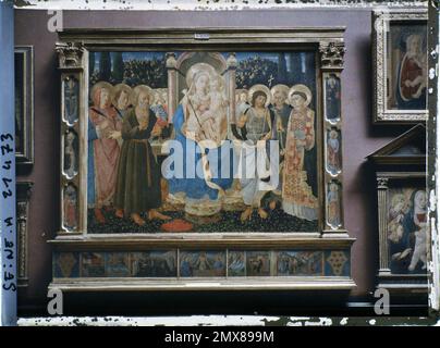 Paris (1. Arr.), Frankreich die Jungfrau, das Kind und die Heiligen (Schule von Fra Angelico?), Louvre-Museum, Stockfoto