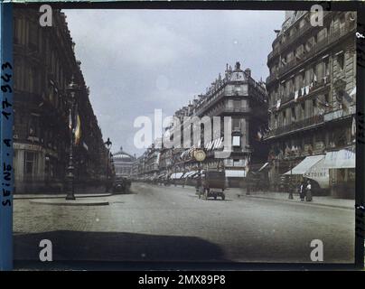 Paris (ier-iie-IIE arr.), Frankreich auf der Avenue de l'Opera nach den Siegesfesten vom 13. Und 14. Juli 1919 Stockfoto