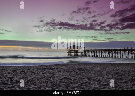 Sonnenaufgang am Strand Florida Stockfoto