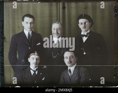 Eigentum von Albert Kahn, Boulogne, Frankreich Delegation von Studenten, die am hundertjährigen Pasteur in Paris teilgenommen haben Stockfoto