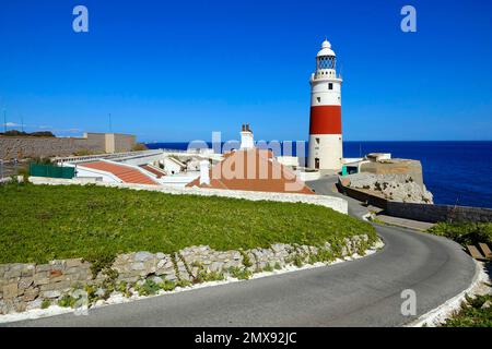 Europa Point Lighthouse Gibraltar ist ein britisches Überseegebiet und eine Stadt an der Südspitze der Iberischen Halbinsel Stockfoto