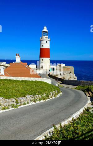 Europa Point Lighthouse Gibraltar ist ein britisches Überseegebiet und eine Stadt an der Südspitze der Iberischen Halbinsel Stockfoto