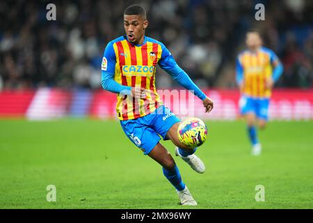 Madrid, Spanien. 02/02/2023, Samuel Lino von Valencia CF während des Spiels La Liga zwischen Real Madrid und Valencia CF, gespielt im Santiago Bernabeu Stadion am 2. Februar 2023 in Madrid, Spanien. (Foto: Bagu Blanco / PRESSIN) Stockfoto