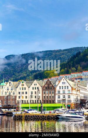 Historischen hanseatischen Gebäude in der Bucht von Vågen Bryggen, Bergen, Norwegen Stockfoto